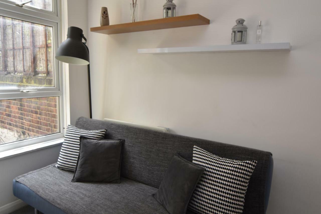 Cozy Apartment In Camden Town Londra Esterno foto