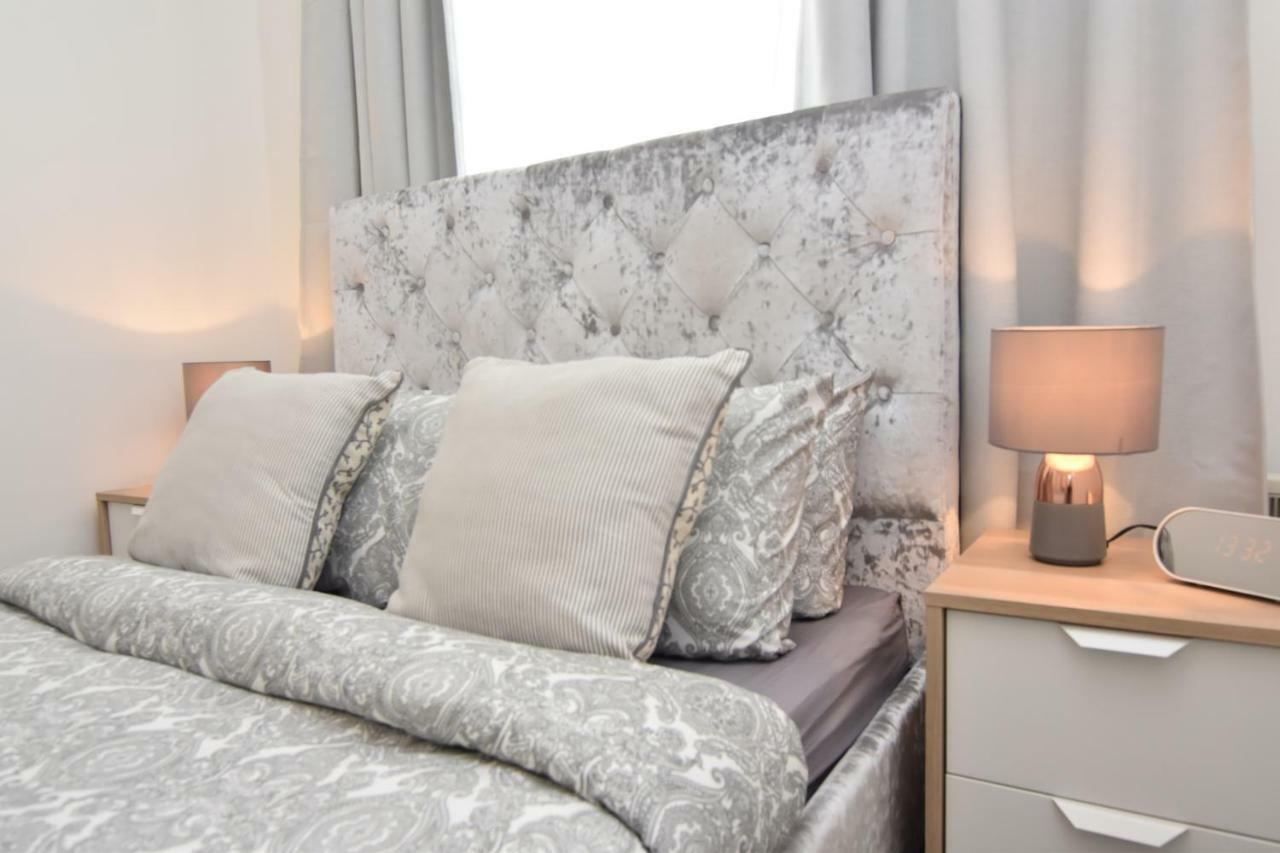 Cozy Apartment In Camden Town Londra Esterno foto